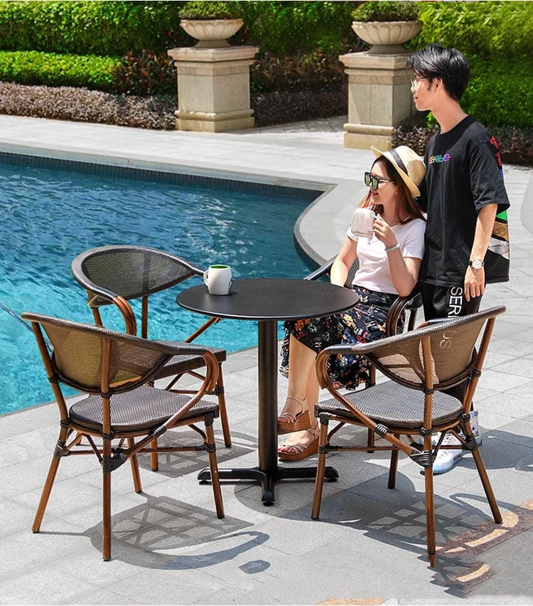 bàn ghế cafe ngoài trời